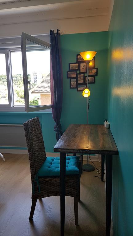 Chambre D'Hotes Le Cypres Bleu Roussillon  Kültér fotó